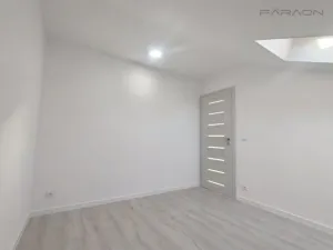 Pronájem bytu 3+kk, Dobřejovice, Košumberk, 70 m2