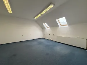 Pronájem kanceláře, Praha - Libuš, Libušská, 130 m2