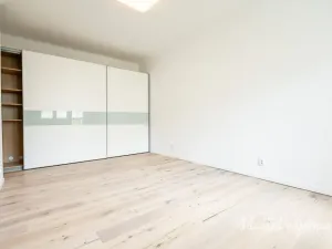 Pronájem bytu 3+kk, Praha - Vysočany, Staromlýnská, 58 m2