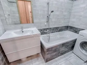 Pronájem bytu 2+1, Ostrava - Poruba, Kyjevská, 55 m2