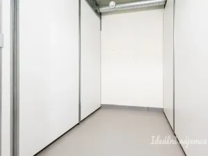 Pronájem bytu 1+kk, Praha - Vysočany, Poděbradská, 39 m2