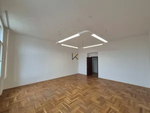 Pronájem kanceláře, Praha, Washingtonova, 135 m2