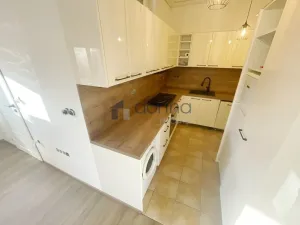 Pronájem bytu 1+kk, Praha, Kutnohorská, 34 m2