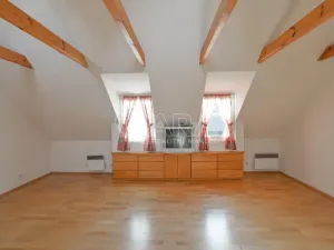 Pronájem bytu 4+1, Davle, K pivovaru