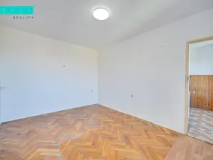 Prodej bytu 2+1, Olomouc - Nové Sady, Za poštou, 57 m2