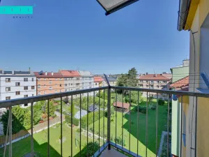 Prodej bytu 2+1, Olomouc - Nové Sady, Za poštou, 57 m2