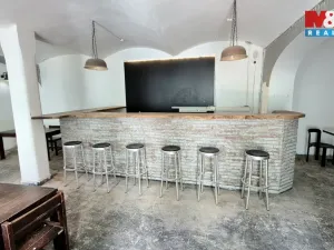 Pronájem obchodního prostoru, Kladno, T. G. Masaryka, 157 m2