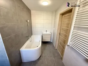 Pronájem bytu 2+1, Horní Slavkov, Poštovní, 65 m2