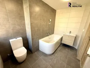 Pronájem bytu 2+1, Horní Slavkov, Poštovní, 65 m2