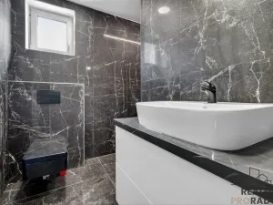 Prodej bytu 5+kk, Dobšice, 224 m2