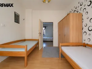 Prodej vícegeneračního domu, Hradec Králové - Kukleny, Honkova, 236 m2