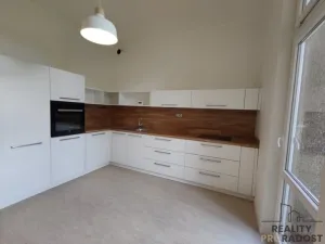 Pronájem bytu 3+1, Český Těšín, Čapkova, 120 m2