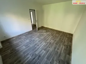 Pronájem bytu 2+1, Karlovy Vary - Stará Role, Závodu míru, 71 m2