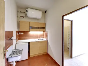 Pronájem kanceláře, Plzeň - Jižní Předměstí, Kollárova, 55 m2