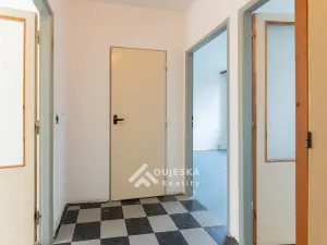 Prodej bytu 3+1, Praha - Prosek, Bílinská, 54 m2