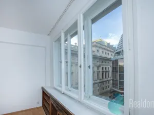 Pronájem bytu 4+1, Praha - Nové Město, Masarykovo nábřeží, 110 m2