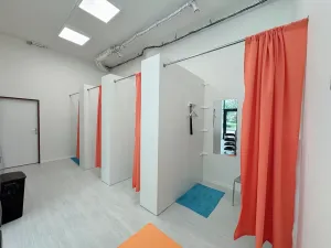 Pronájem obchodního prostoru, Opava, náměstí Republiky, 65 m2