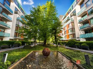 Pronájem bytu 2+kk, Praha - Karlín, Rohanské nábřeží, 56 m2