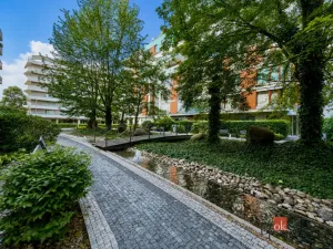 Pronájem bytu 2+kk, Praha - Karlín, Rohanské nábřeží, 56 m2