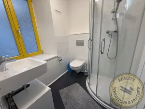 Prodej bytu 2+kk, Praha - Libeň, Zenklova, 37 m2