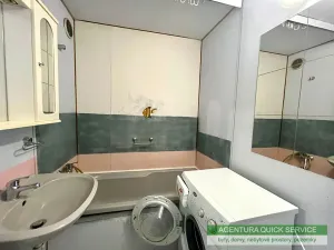 Pronájem bytu 1+1, Praha - Letňany, Havířovská, 38 m2