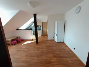Pronájem bytu 2+kk, Praha - Čakovice, Cukrovarská, 54 m2