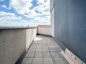 Prodej bytu 3+kk, Praha - Vysočany, Skloněná, 74 m2