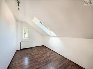 Pronájem bytu 3+1, Háj u Duchcova, Kubátova, 95 m2