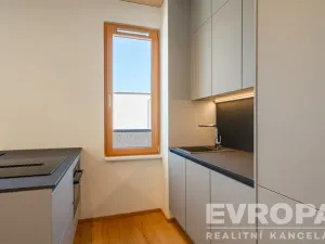 Prodej bytu 4+kk, Pardubice, 86 m2