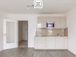 Prodej bytu 1+kk, Praha - Smíchov, Pod Barvířkou, 36 m2
