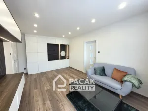 Pronájem bytu 2+1, Olomouc - Neředín, Dělnická, 52 m2