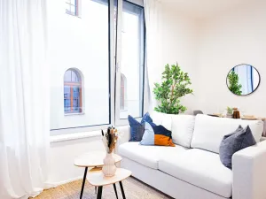 Prodej bytu 2+kk, Praha - Smíchov, Plzeňská, 33 m2