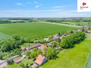 Prodej pozemku pro bydlení, Benátky, 857 m2
