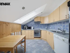 Prodej bytu 2+1, Nová Role, U Plynárny, 69 m2