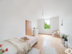 Pronájem bytu 2+kk, Praha, Husinecká, 45 m2