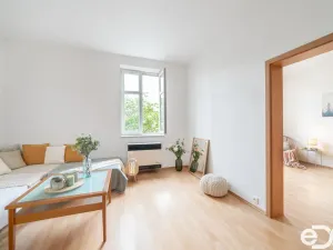 Pronájem bytu 2+kk, Praha, Husinecká, 45 m2