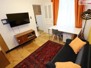 Pronájem bytu 1+1, Praha - Nové Město, Hálkova, 32 m2
