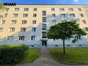 Prodej bytu 2+1, Praha - Malešice, Káranská, 54 m2