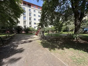 Pronájem bytu 2+kk, Praha - Vršovice, Karpatská, 49 m2