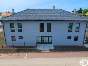 Prodej bytu 5+kk, Vysoké Veselí, Dlouhá, 113 m2