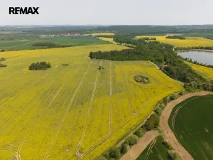 Prodej komerčního pozemku, Blatno, 105830 m2
