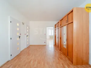 Prodej bytu 3+1, Bruntál, Dr. E. Beneše, 82 m2