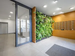 Pronájem bytu 2+kk, Praha - Karlín, U Mlýnského kanálu, 58 m2