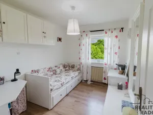 Prodej rodinného domu, Katov, 200 m2