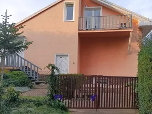 Pronájem bytu 3+1, Očihov, 130 m2