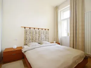 Pronájem bytu 2+kk, Praha - Vinohrady, Polská, 50 m2