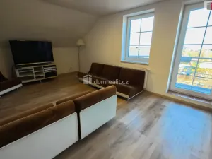 Prodej rodinného domu, Bystřice - Ouběnice, 300 m2