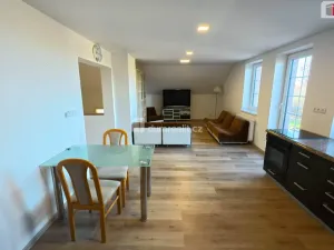 Prodej rodinného domu, Bystřice - Ouběnice, 300 m2