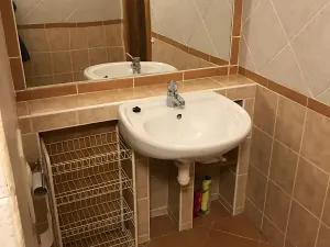Pronájem bytu 1+kk, Praha, Jílovská, 35 m2