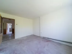 Prodej rodinného domu, Karviná, nám. Ondry Foltýna, 180 m2